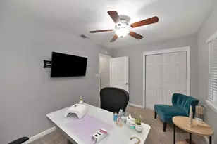 2036 Waterford Rd, Sacramento, CA 95815 - Photo 29