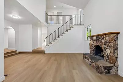7818 Tamara Dr, Fair Oaks, CA 95628 - Photo 9