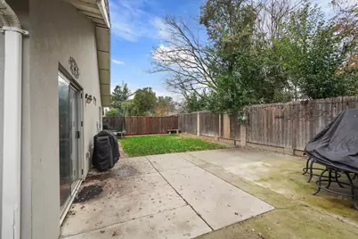 637 Alice Rae Circle, Galt, CA 95632 - Photo 25