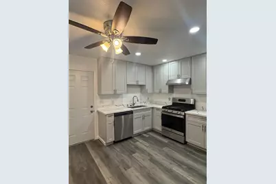 7750 Laurie Way, Sacramento, CA 95832 - Photo 3