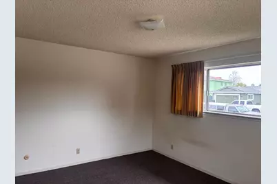 320 Avila Court, Stockton, CA 95210 - Photo 17