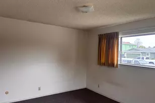 320 Avila Ct, Stockton, CA 95210 - Photo 17