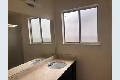 320 Avila Court, Stockton, CA 95210 - Photo 25