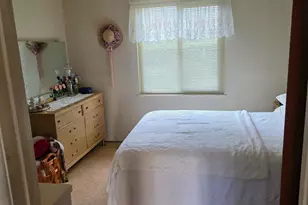 239 E Pearl Ave, Stockton, CA 95207 - Photo 5