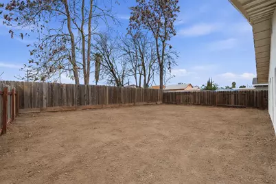 1707 Connie Way, Modesto, CA 95354 - Photo 5