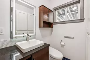 3170 Carly Way, Sacramento, CA 95816 - Photo 21