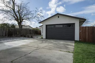 2935 Holly Drive, Tracy, CA 95376 - Photo 5