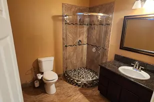 881 Douglas St, West Sacramento, CA 95605 - Photo 7