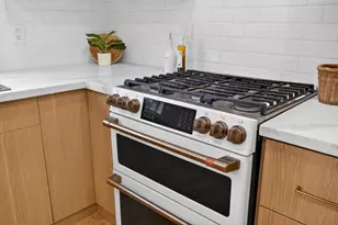 628 42nd St, Sacramento, CA 95819 - Photo 31