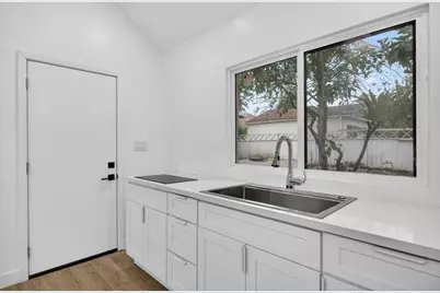 628 42nd Street, Sacramento, CA 95819 - Photo 9