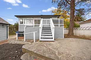 628 42nd St, Sacramento, CA 95819 - Photo 51