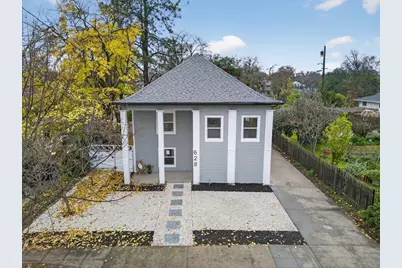 628 42nd Street, Sacramento, CA 95819 - Photo 15