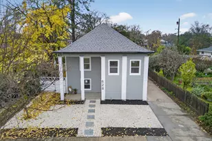 628 42nd St, Sacramento, CA 95819 - Photo 15