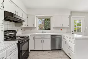 7018 Middlecoff Way, Sacramento, CA 95822 - Photo 19