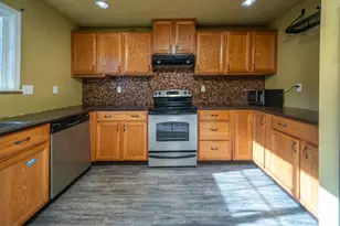 17 W Lancaster Dr, Stockton, CA 95207 - Photo 11