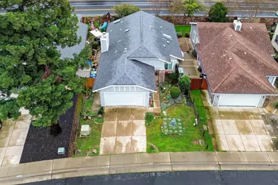 5530 Coral Creek Way, Elk Grove, CA 95758 - Photo 19