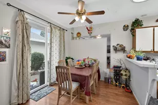 5530 Coral Creek Way, Elk Grove, CA 95758 - Photo 9