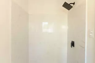 711 E Banbury Dr, Stockton, CA 95207 - Photo 27