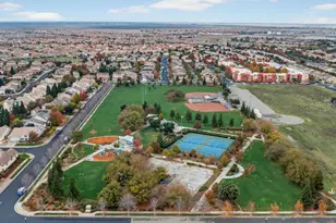 1037 Billington Ln, Roseville, CA 95747 - Photo 45