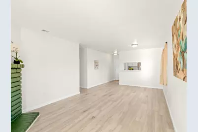 4359 W Cardiff Avenue, Fresno, CA 93722 - Photo 9