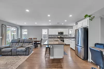 203 River Pointe Drive, Waterford, CA 95386 - Photo 11