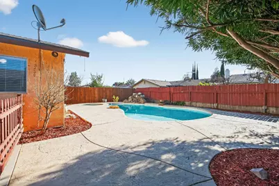 2016 Nimrood Drive, Ceres, CA 95307 - Photo 19