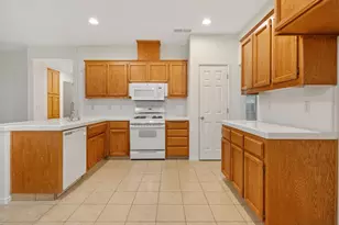 3232 N Zion Circle, Hanford, CA 93230 - Photo 27