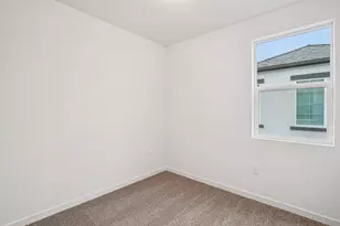 6435 Jacinto Ave, Sacramento, CA 95823 - Photo 29