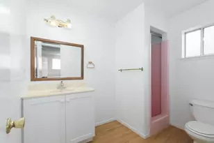 7284 Cromwell Way, Sacramento, CA 95822 - Photo 35