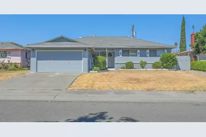 7284 Cromwell Way, Sacramento, CA 95822 - Photo 1