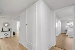 7284 Cromwell Way, Sacramento, CA 95822 - Photo 31