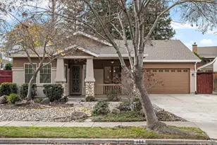 426 Treecrest Cir, Oakdale, CA 95361 - Photo 1