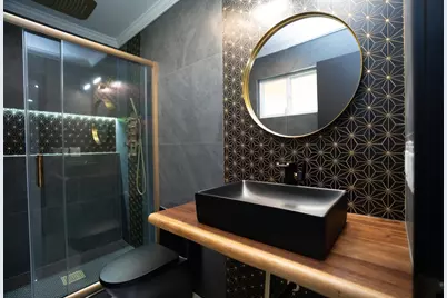 1922 N Adams Street, Tulare, CA 93274 - Photo 25