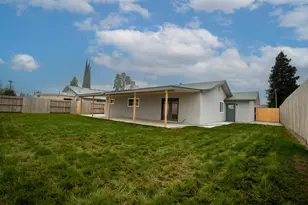 1922 N Adams St, Tulare, CA 93274 - Photo 33