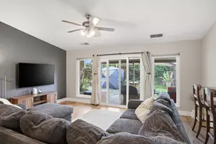 1217 Lillian Dr, Modesto, CA 95355 - Photo 9