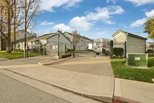 445 Almond Dr, Lodi, CA 95240 - Photo 35