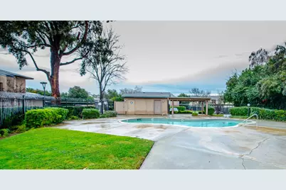 6400 66th Avenue #14, Sacramento, CA 95823 - Photo 17