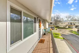 6446 Donegal Dr, Citrus Heights, CA 95621 - Photo 5