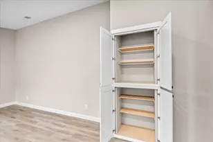 435 W Clover Rd, Tracy, CA 95376 - Photo 9