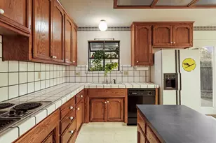 1754 Lakeshore Dr, Lodi, CA 95242 - Photo 9