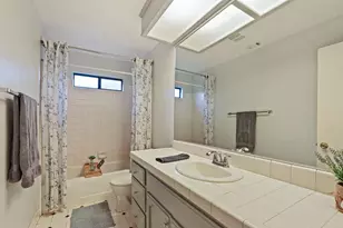 1754 Lakeshore Dr, Lodi, CA 95242 - Photo 21