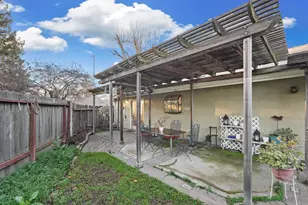 1754 Lakeshore Dr, Lodi, CA 95242 - Photo 27