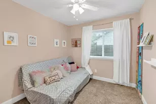 323 Emerald Oak Dr, Galt, CA 95632 - Photo 33