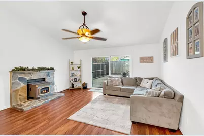 323 Emerald Oak Drive, Galt, CA 95632 - Photo 7