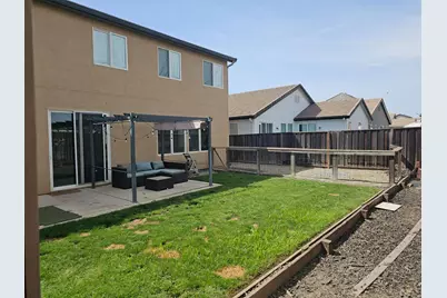 1351 Leighton Grove Drive, Plumas Lake, CA 95961 - Photo 35