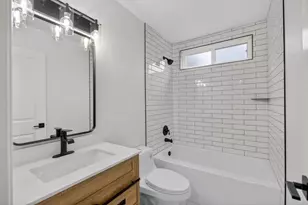 8561 Elaine Dr, Sacramento, CA 95828 - Photo 41