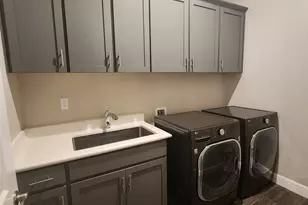 1820 Van Ruiten Dr, Lodi, CA 95242 - Photo 13