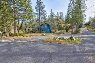 5633 Silver Saddle Dr, Hathaway Pines, CA 95233 - Photo 11