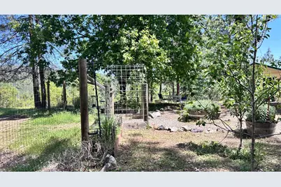 8719 Cave City Road, Mountain Ranch, CA 95246 - Photo 15