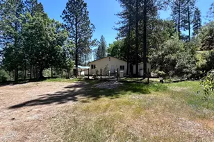 8719 Cave City Rd, Mountain Ranch, CA 95246 - Photo 17